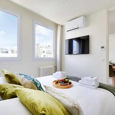 Modern - 2br 6p - Faubourg-du-roule *